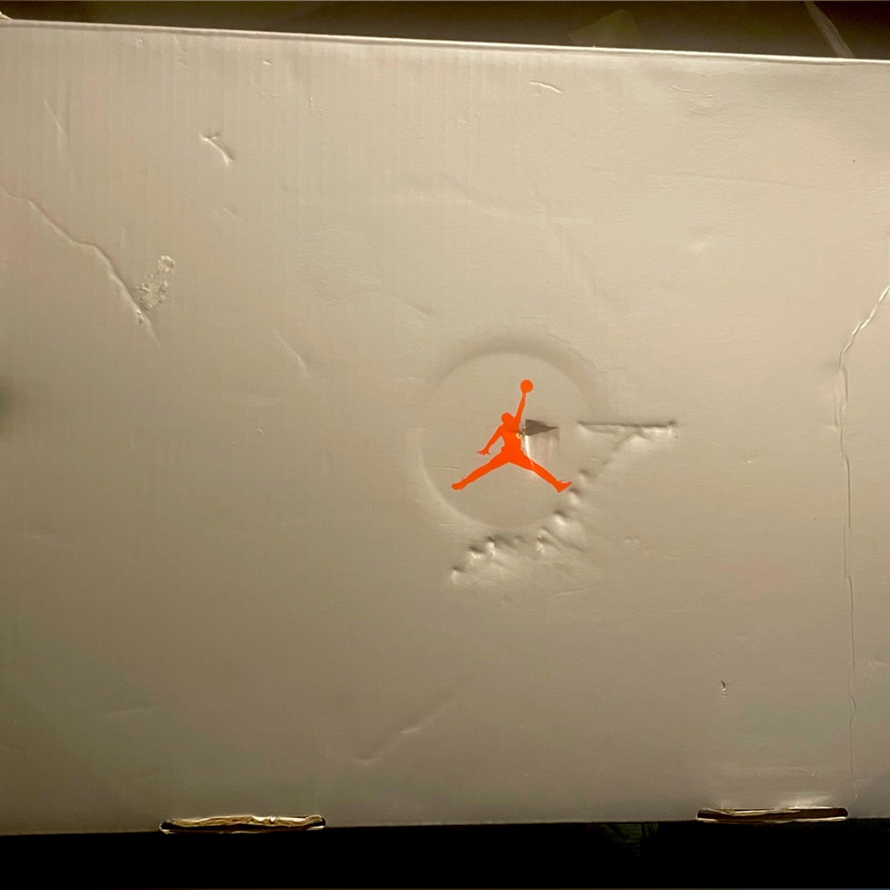 Jordan 13 starfish. Comes in a eye popping fierce orange accented by black.